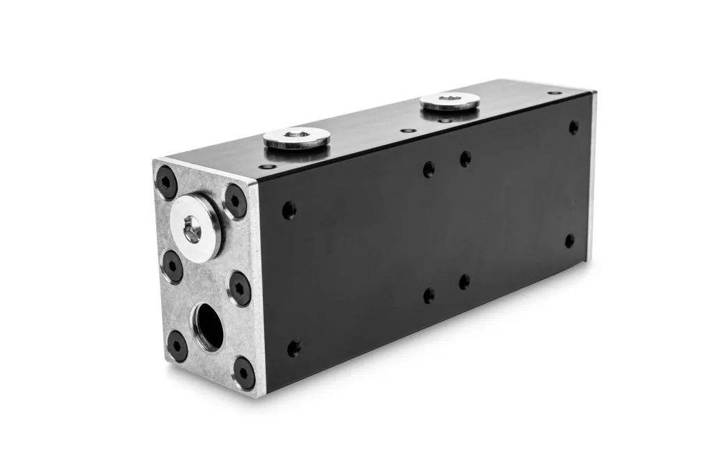 Манифолд EK-Pro 2CPU 2GPU Acetal — вид сзади